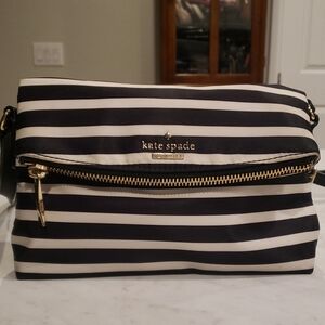 Kate Spade ♠️ Black and White Striped Crossbody Bag Size Small